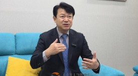 [인터뷰] 복기왕 의원, “사회연대경제, 농업·금융·돌봄까지…전국 곳곳 뿌리내리게 하겠다”