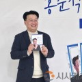 홍순식 교수,  “출판기념회, 동원 아닌 소통…보여주기식 행사와 결별”