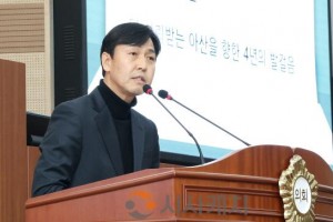 [크기변환]사진_제264회 아산시의회 임시회 5분 자유발언하는 명노봉 의원 (2).JPG