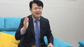 [인터뷰] 복기왕 국회의원, “눈치 보지 않고 잘못 모질게 지적하고 아산세무서 약속의 자리로 옮기겠다”