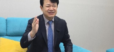 [인터뷰] 복기왕 국회의원, “눈치 보지 않고 잘못 모질게 지적하고 아산…