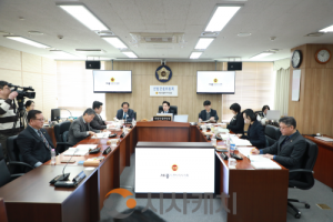 f_2026.03.17 제104회 임시회 산업건설위원회 제1차 회의 007.png