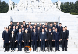 김태흠 충남도지사, ‘서해수호의 날’ 국립대전현충원 참배