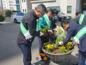 f_천안교육지원청, 제81회 식목일 기념 ‘푸르고 행복한, 청렴 일터 가꾸기’ 행사 개최 (1).png