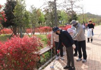 한국섬진흥원, 건강 지키고 자연도 보호 한다…"플로깅 눈길"