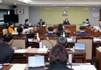 충남도의회 교육위, “학교현장 지원 노력과 소멸지역의 실질적 대안 고민해달라“