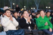 이장우 대전시장,  대덕물빛축제…대한민국 대표축제로